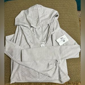 Zyia Activewear Yoga Shawl. Women’s MEDIUM. NWT.